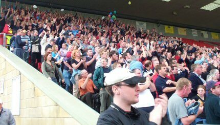 City supporters